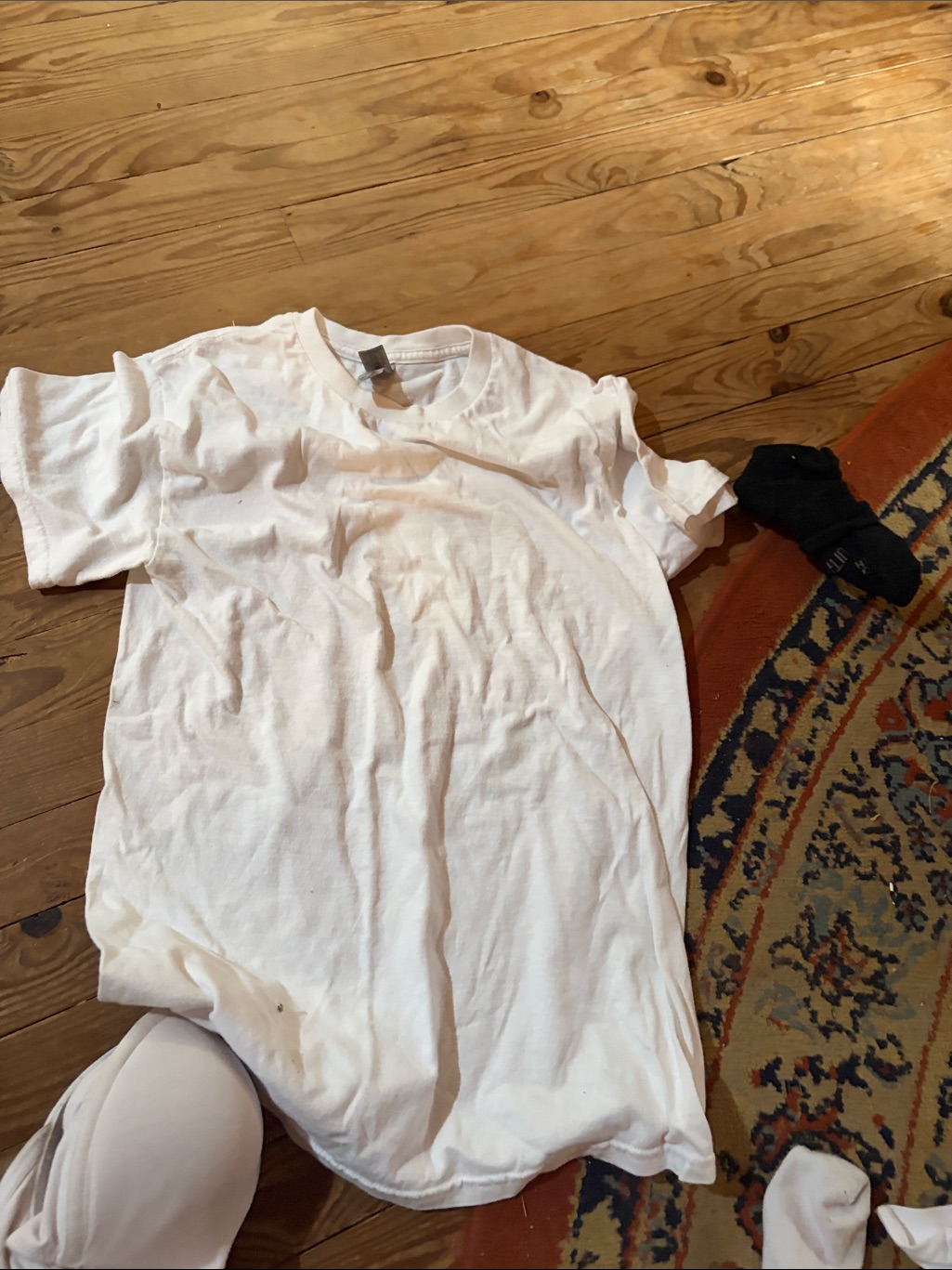 Gildan White Heavy Cotton Crewneck Tee